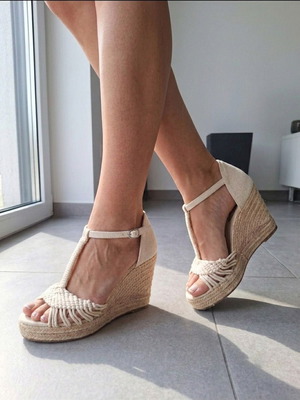Oysho Beige Knitted Espadrille Wedges used, rope platform heel