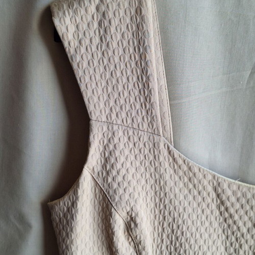 BSB Medium Beige Waffle Bow Mini Dress like new