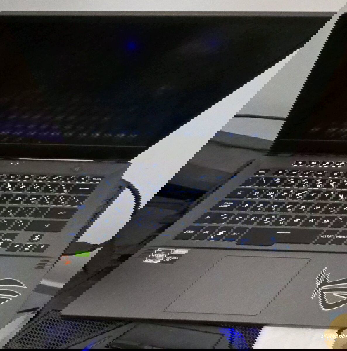 LaptopAsusRogZephyrusG14σεάριστηκατάστασημεAnimatrixκαπάκι