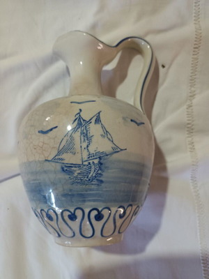 Vintage porcelain jug signed Lubbi Francois France like new