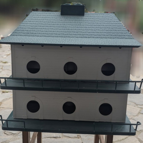 Heath Outdoor Products 12-Room Bird House like new