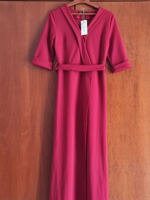 Italian dress medium new, red