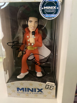 MINIX Elvis Presley #112 Signature Edition collectible figurine