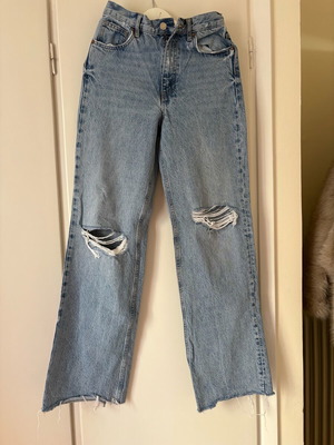 Zara high waist jeans with rips, like new, size 36, blue