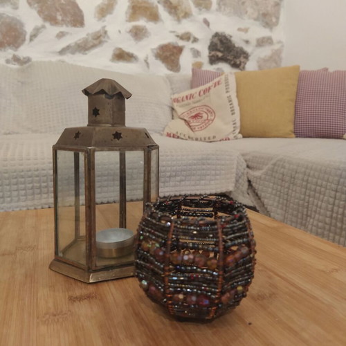 Candle Holder for Tealight with Metal Frame and Purple Beads like new
