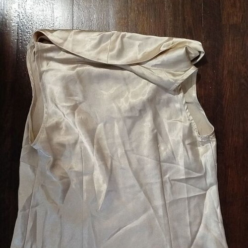 Satin sleeveless blouse size M like new, beige