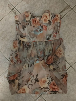 Φόρεμα φλοραλ στραπλες σαν καινούργιο, μίνι από σιφόν