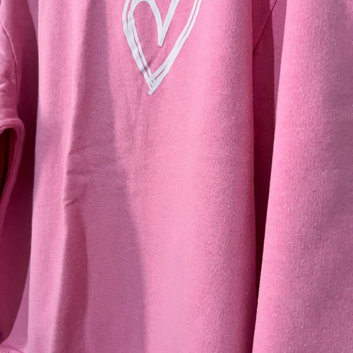 Pink sweatshirt like new with white heart, size S/M
