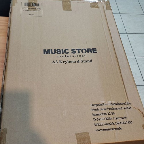 Music Store A3 Stand for Keyboards new