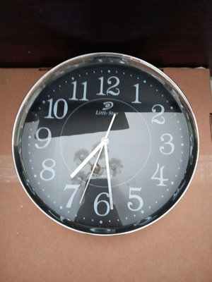 Large wall clock analog used, working