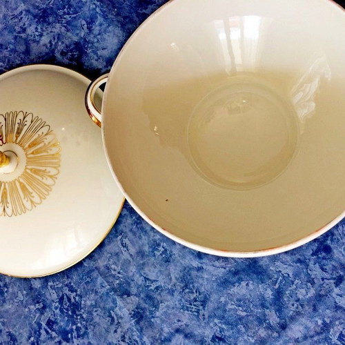 Vintage porcelain soup tureen Seltmann Weiden 1960s