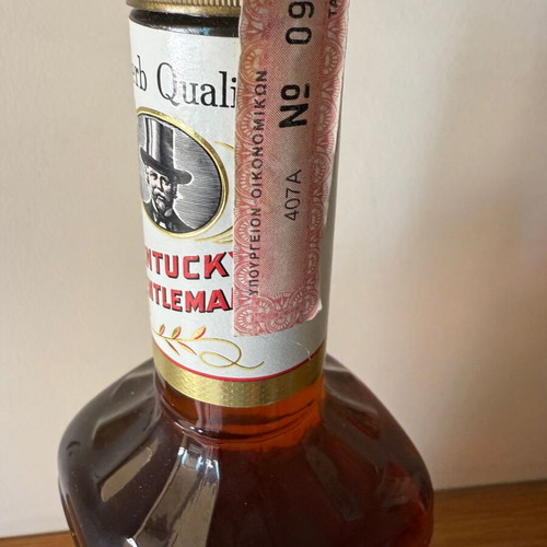 Bourbon Kentucky Gentleman 1986 like new, sealed