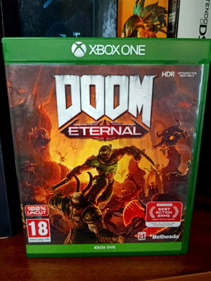 Doom Eternal Xbox One like new, English version