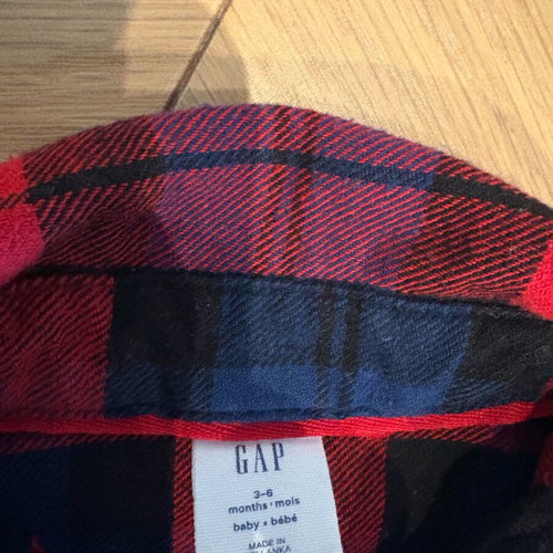 Baby shirt GAP 3-6 months like new