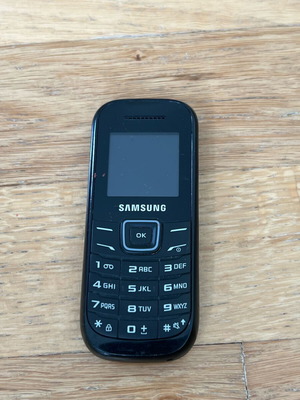 Samsung phone like new for spare parts