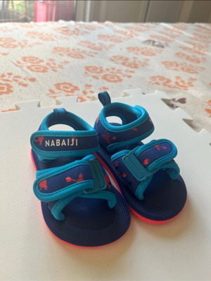 Baby Nabaiji Sandals new