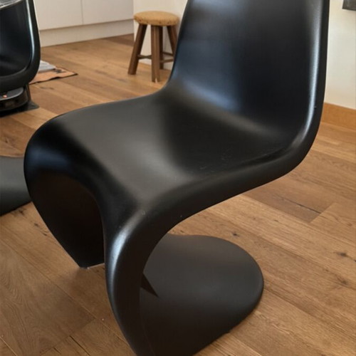 Blend dining chairs like new black polypropylene set of 6