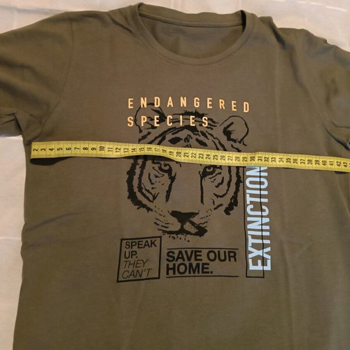 T-shirts used pack of 3 for boys 12-14 years, pink and green colors