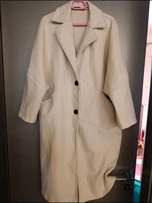 Παλτό oversized σαν καινούργιο, μπεζ, καλύπτει έως XL