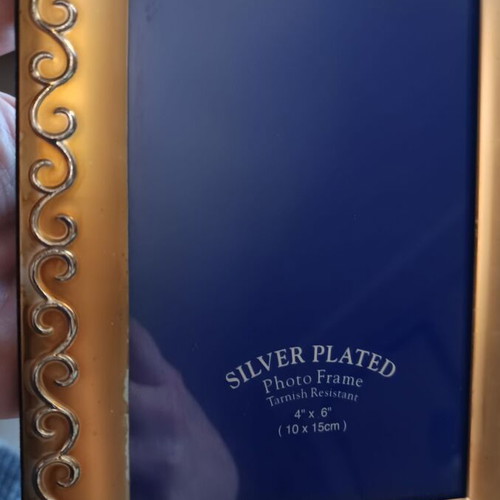 Silver photo frame like new