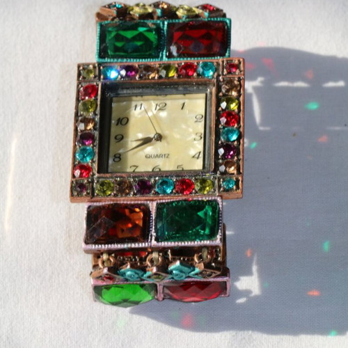 Antique diamond watch new with zircon crystals RQ100