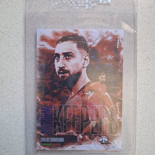 Futera 2025 Gianluigi Donnarumma Awesome Keepers 1/15 jersey match new