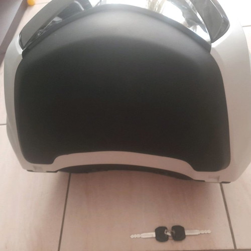 Μπαγκαζιέρα Honda SH 125 150 και για Mobe καινούργια με μηχανισμό open