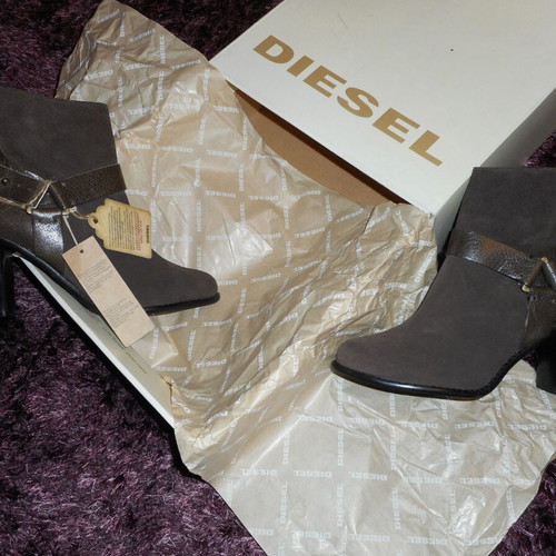 Diesel brown heeled shoes new, size 38