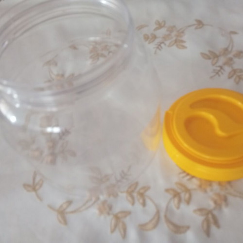 Honey jar