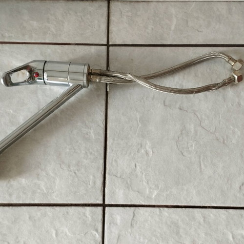 Sink mixer faucet used in very good condition