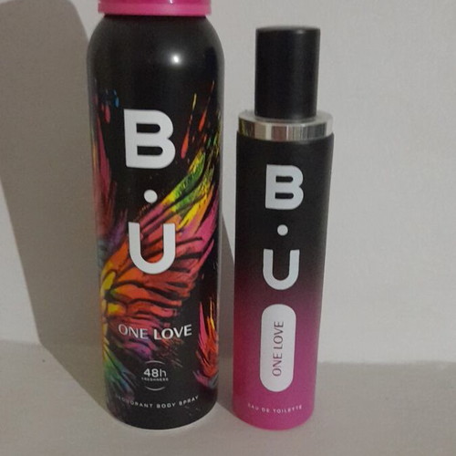 Moschino Cheap & Chic and B.U. One Love women's perfume set like new