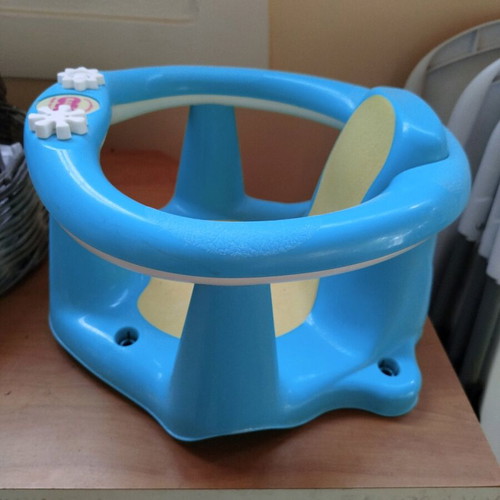 Ok baby baby bath support base used with built-in thermometer