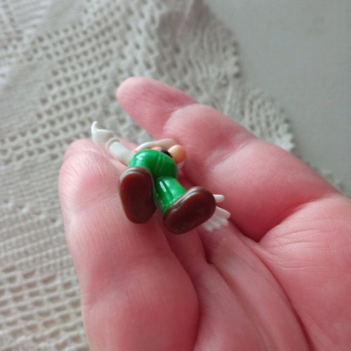 Super Mario Luigi Kinder Joy figure like new