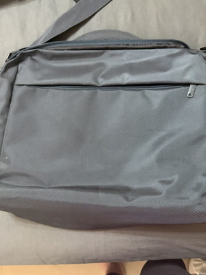 Shoulder bag for laptop transport new