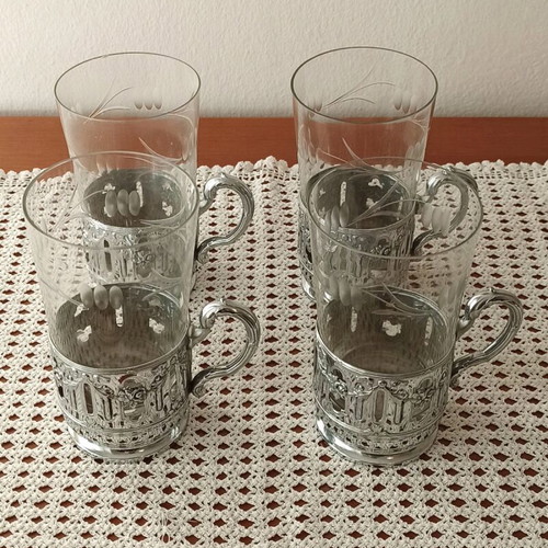 Set of vintage Art Nouveau 1960 glass holders with glasses like new