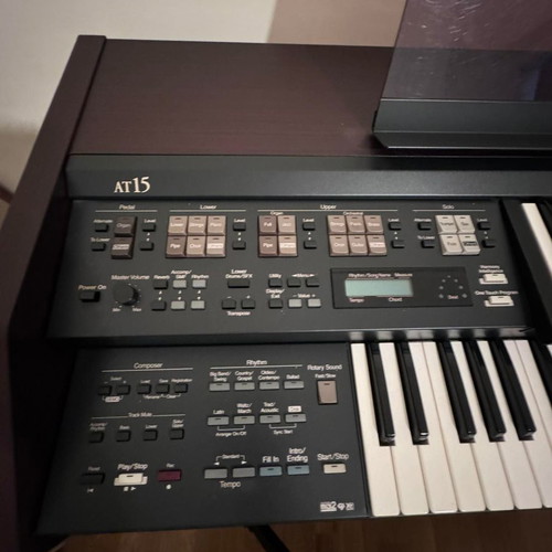 Roland AT-15 keyboard organ used - € 1.000,00 - Vendora.cy