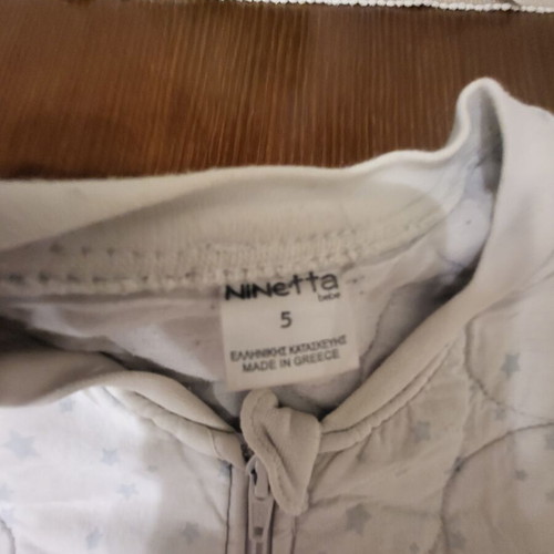 Sleeping bag for 5-year-old boy used with detachable sleeves