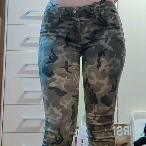 Tally Weijl Camo Print Skinny Jeans like new, size 36/38