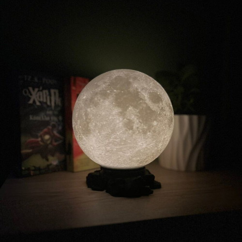 3D Printed Moon Lamp with Rock Base