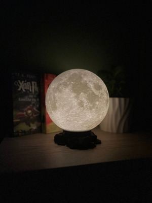 3D Printed Moon Lamp with Rock Base
