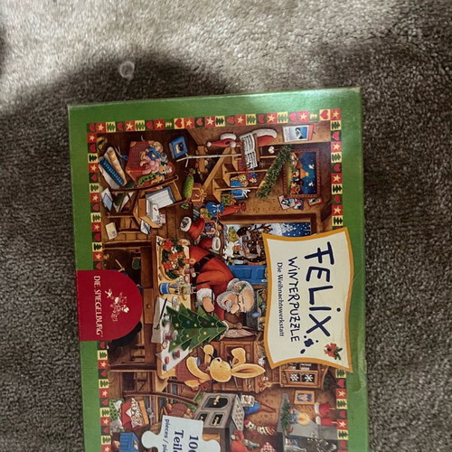 Christmas vintage puzzle used in excellent condition
