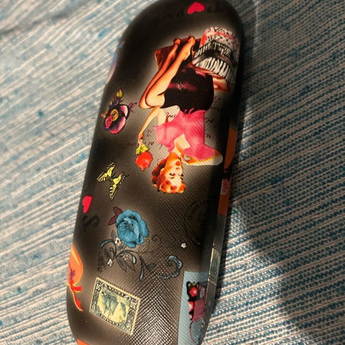 Glasses case like new