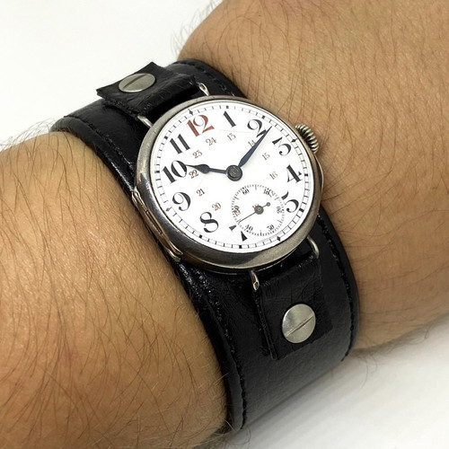 Military vintage wristwatch 1910 used men's