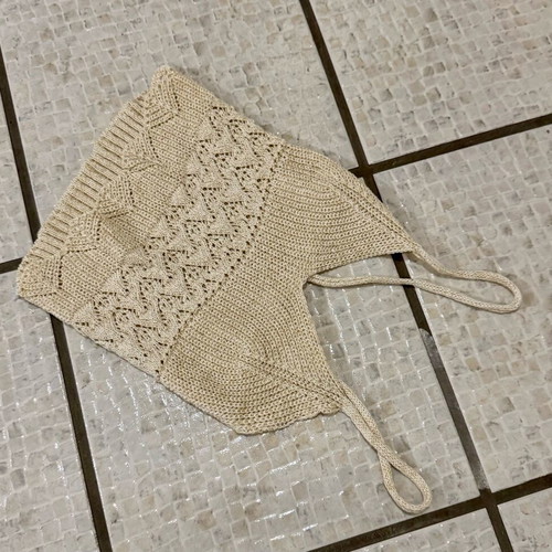 Knitted top new, size small, beige