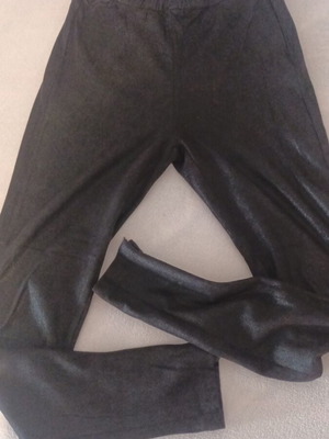 Pink Woman black lurex lined leggings with zipper