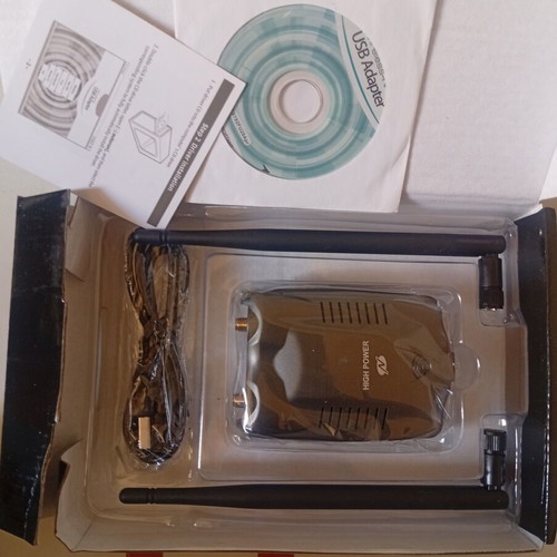 USB WiFi Adapter High Power 3000mW with 2 Antennas like new