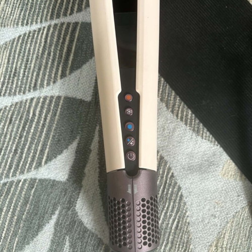 Dyson Airstrait HT01 hair straightener like new