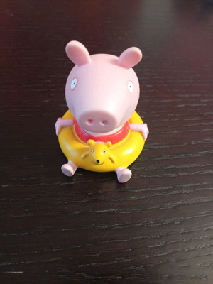 Peppa Pig bath toy used