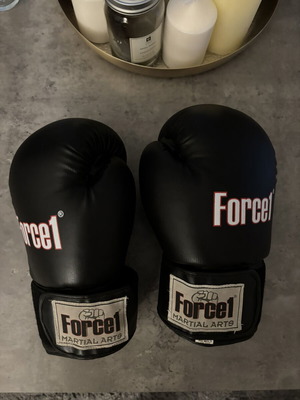 Force1 Martial Arts Boxing Gloves 12oz new, black, velcro