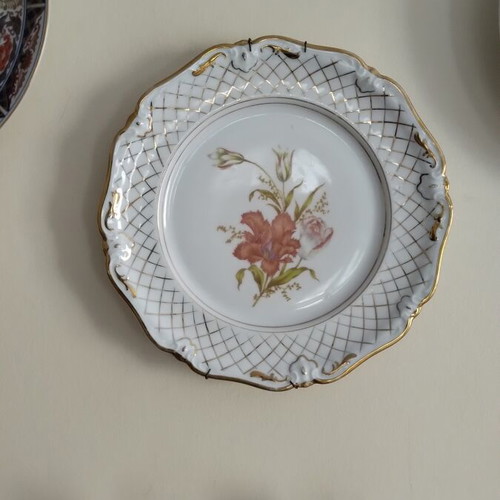 Bavaria decorative wall plate porcelain like new, 26 cm diameter